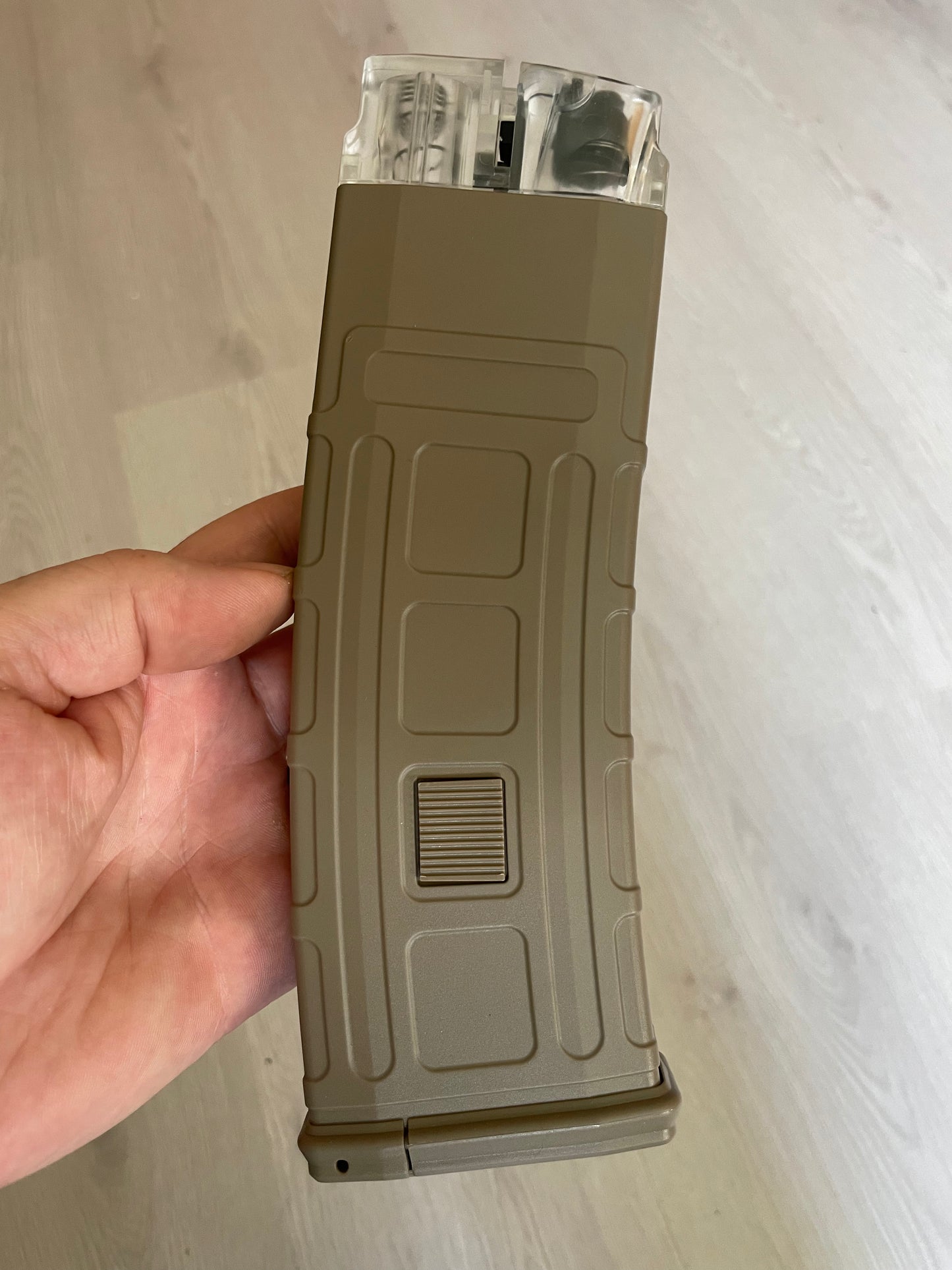 Magazine adapter for DMAG Helix