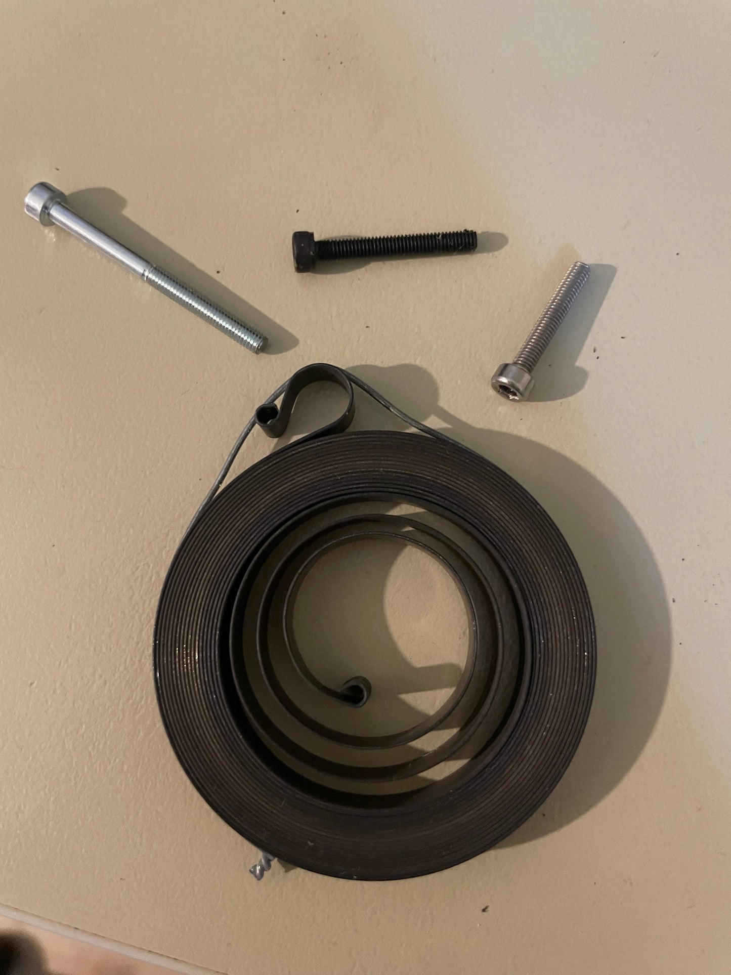 Screw and spring kit for the self-printed G3D MK VI LT: winding spring and screws